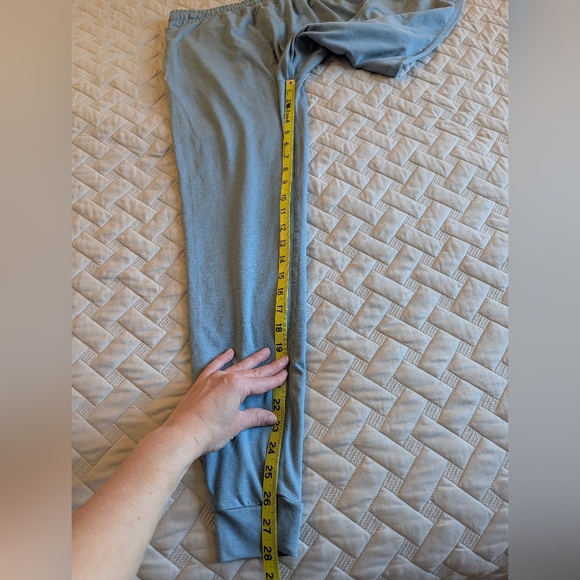 Vuori Women's Performance Jogger Sz.M - Picture 7 of 8